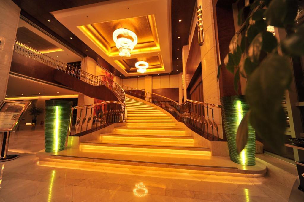 S&N Dalian Hotel Eksteriør bilde