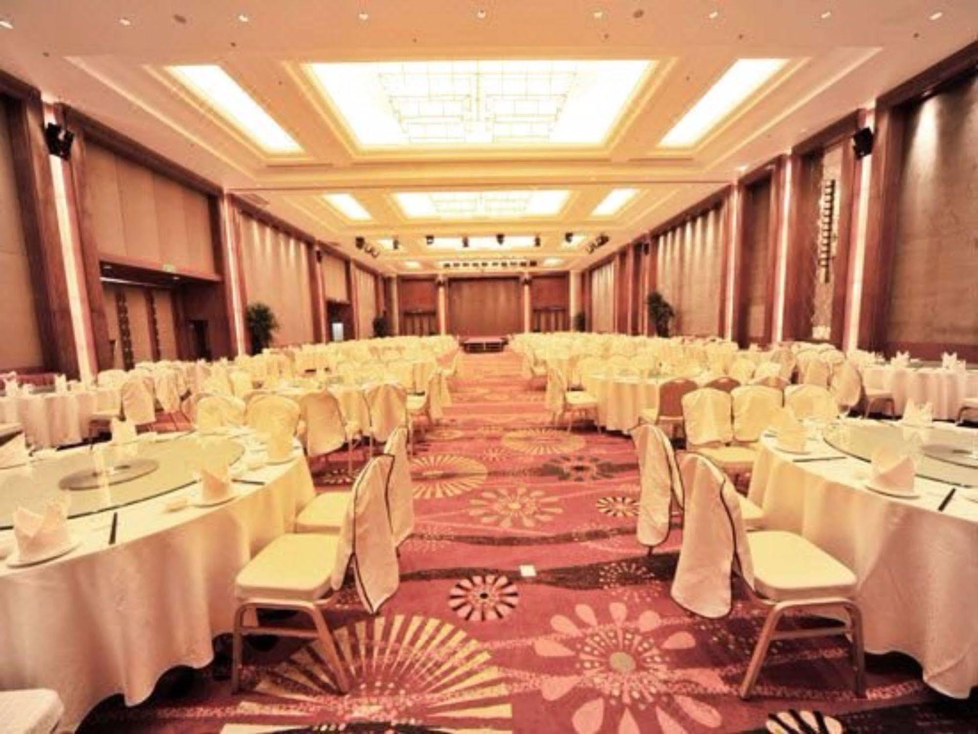 S&N Dalian Hotel Eksteriør bilde