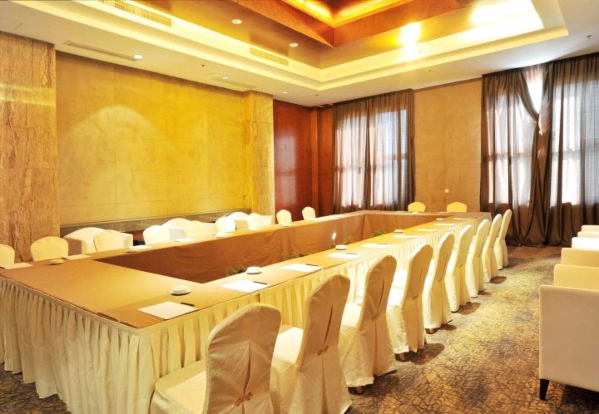 S&N Dalian Hotel Eksteriør bilde