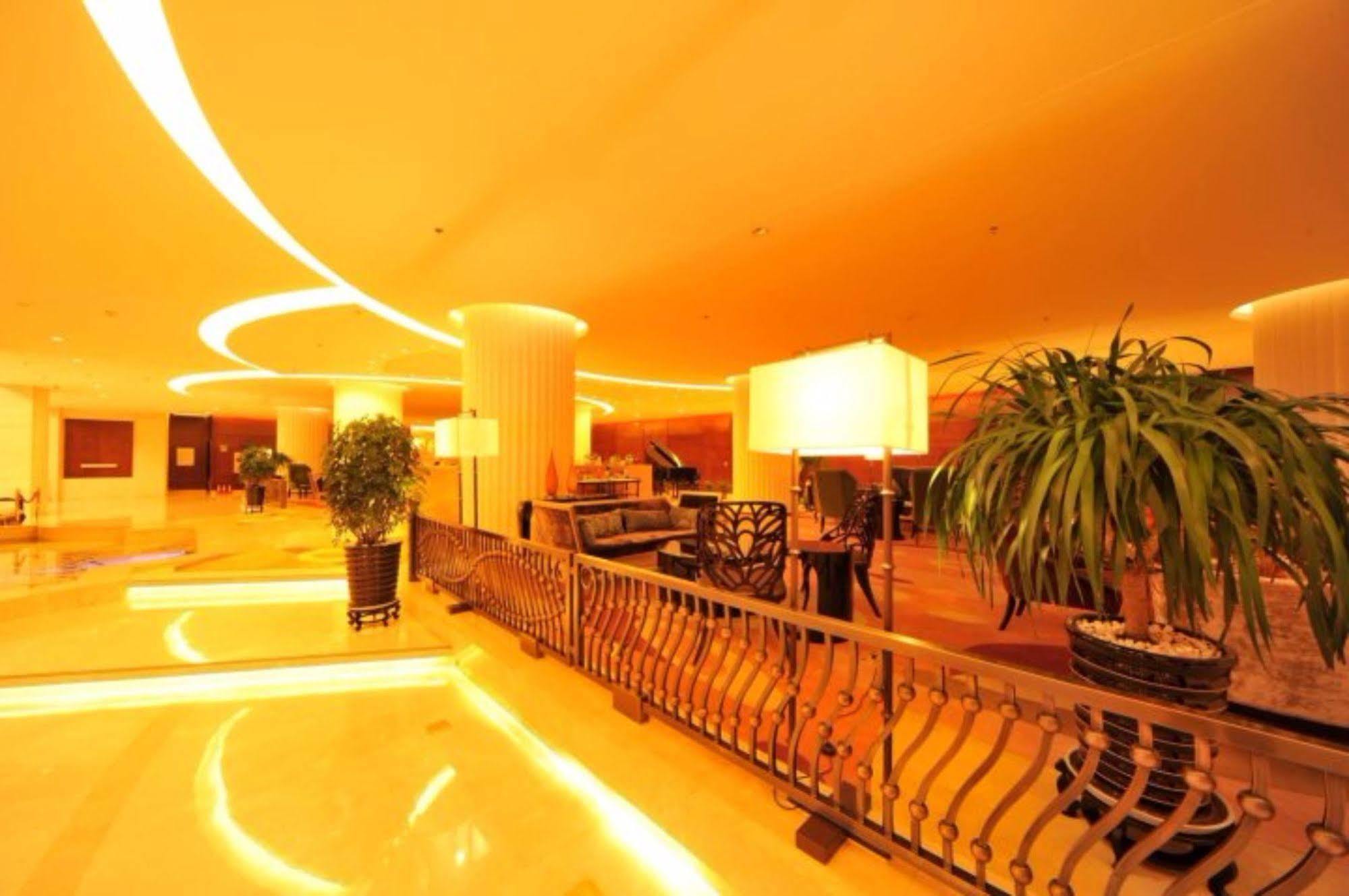 S&N Dalian Hotel Eksteriør bilde